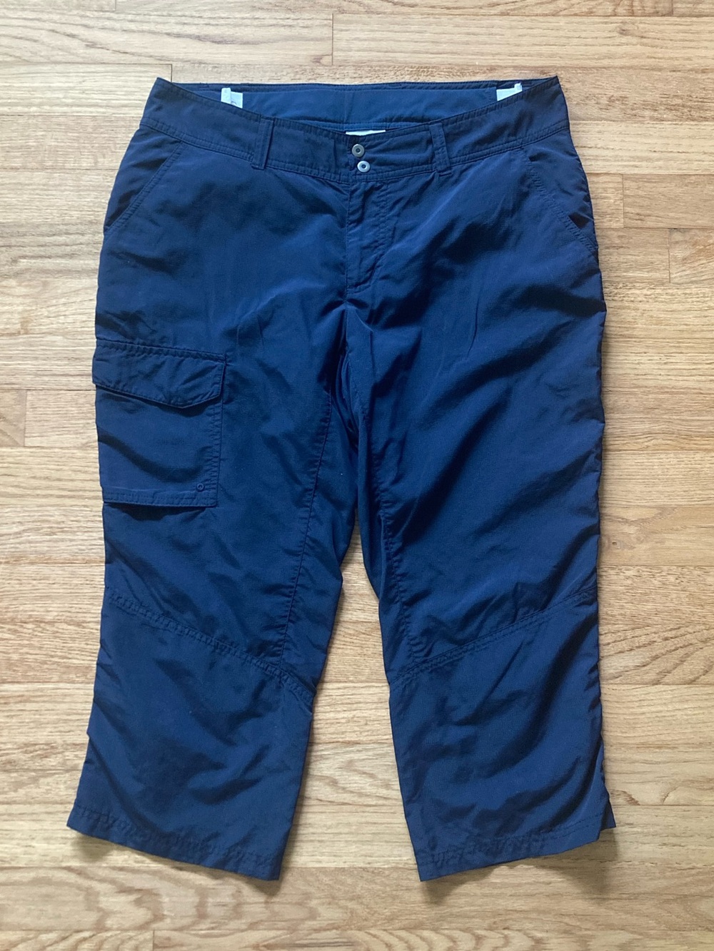 Columbia Navy Cargo Capri Pants